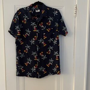 Disney Men’s Navy Shirt with Mickey and Palm Tree Print from Kohl’s size Medium